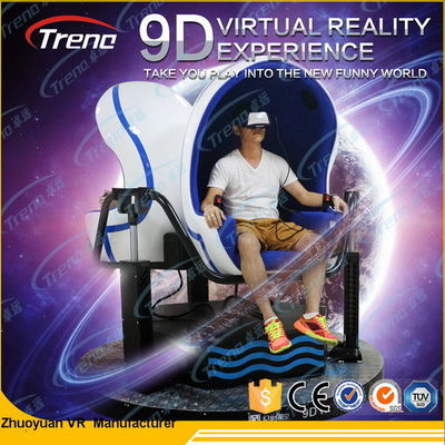 Vidros do simulador HD VR da realidade virtual do parque temático 9D com os 3 cilindros bondes